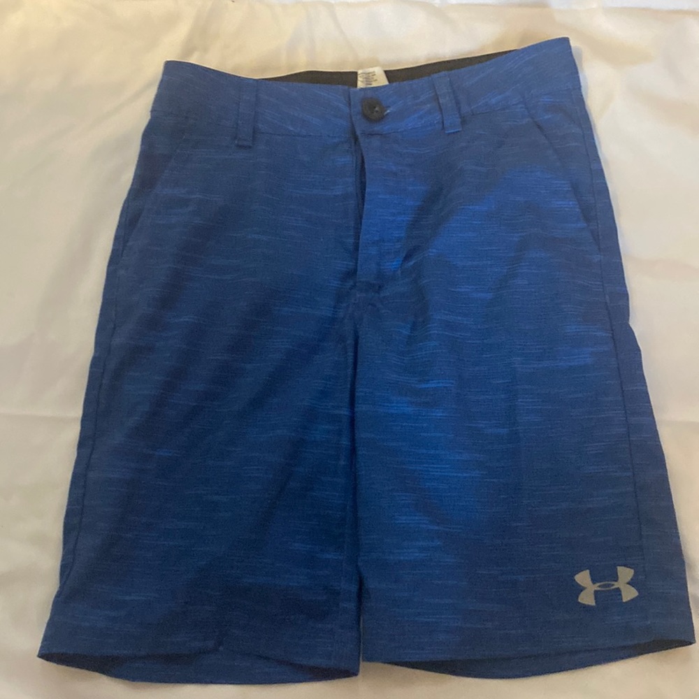 Under Armor golf shorts